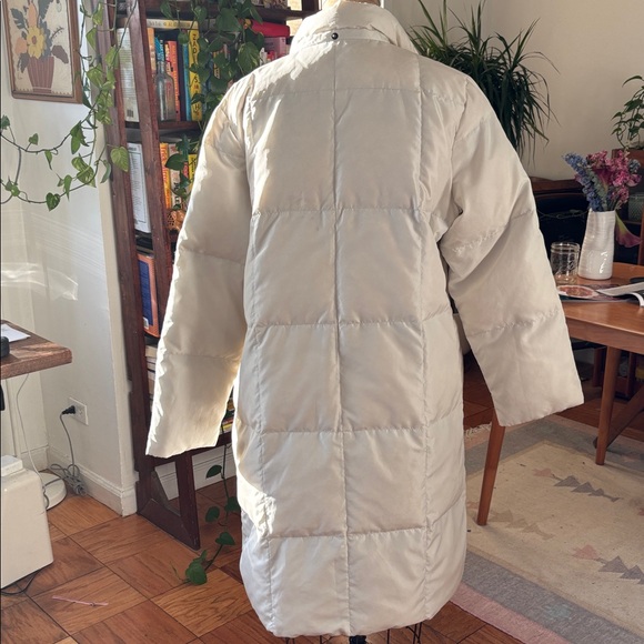 MaxMara Weekend Women's White Down Puffer Jacket Size 10 - Picture 6 of 11